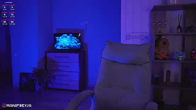 ManiFreyja online show from 12-13-24, 10:55