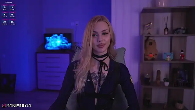 ManiFreyja online show from 12-24-24, 03:05