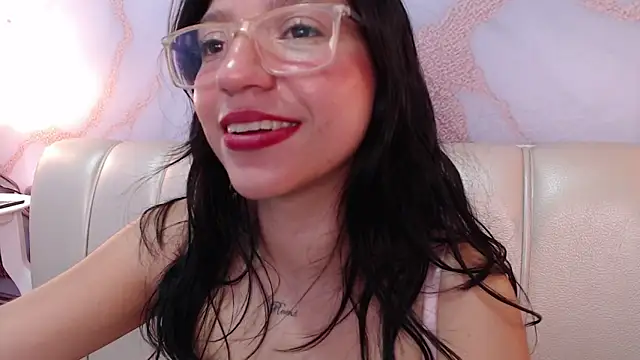 Snapshot of Gag_princeess chatting on 02-07-25, 10:41 Gag princeess online show from 02-07-25, 10:41