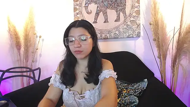 Snapshot of Gag_princeess chatting on 03-01-25, 07:37 Gag princeess online show from 03-01-25, 07:37