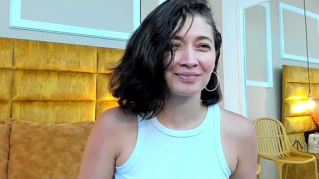 Snapshot of adarussell chatting on 03-06-25, 04:28 adarussell online show from 03-06-25, 04:28