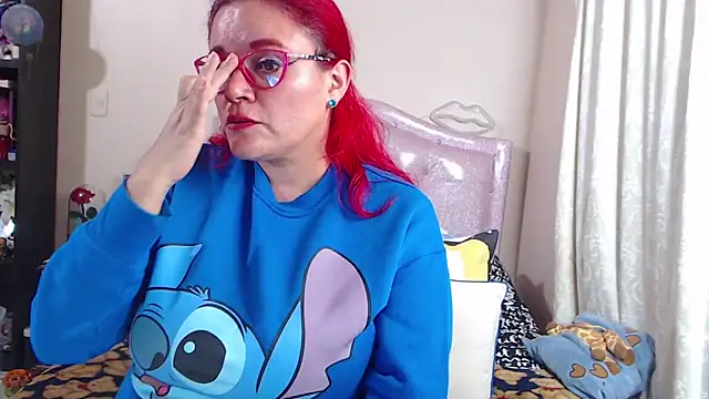 Snapshot of VickyColleman chatting on 03-20-25, 09:59 VickyColleman online show from 03-20-25, 09:59