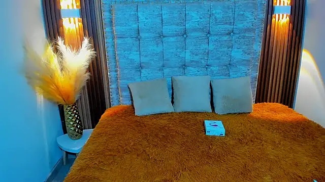 Snapshot of MadisonWhiite chatting on 02-11-25, 01:41 MadisonWhiite online show from 02-11-25, 01:41