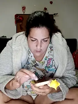 kittymorenita26 online show from 01-29-25, 10:53