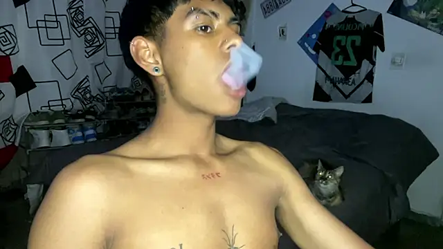 Snapshot of _Billowy_ chatting on 10-02-25, 01:34 Billowy online show from 10-02-25, 01:34