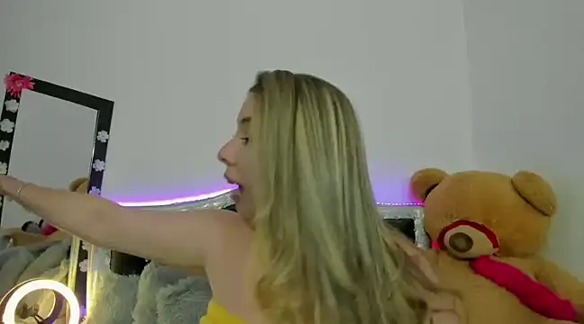 JanneKim online show from 01-22-25, 06:10