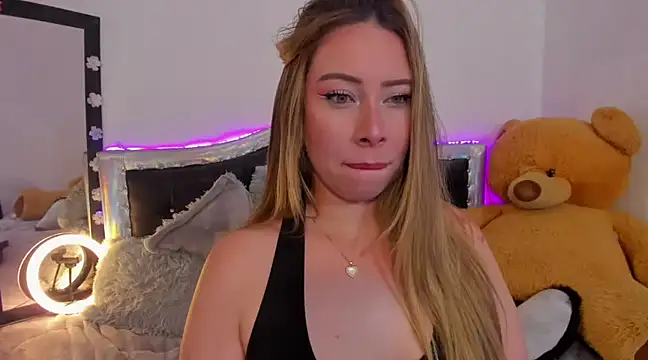 JanneKim online show from 02-26-25, 01:52