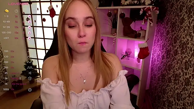 Snapshot of LianaBright chatting on 01-12-25, 05:24 LianaBright online show from 01-12-25, 05:24