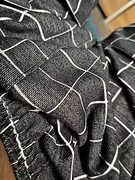 Snapshot of srtak chatting on 09-17-25, 09:22 srtak online show from 09-17-25, 09:22