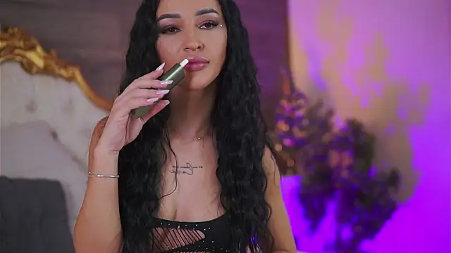 DeniseDevilles online show from 01-07-25, 01:14