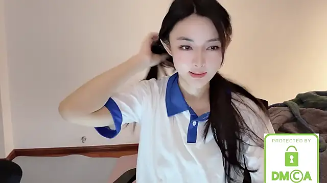 Snapshot of SarahYang chatting on 09-26-25, 05:55 SarahYang online show from 09-26-25, 05:55