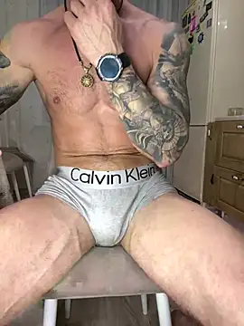 Snapshot of AlexGWoW chatting on 02-24-25, 04:26 AlexGWoW online show from 02-24-25, 04:26