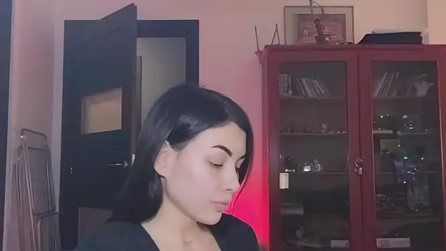 Snapshot of valorant_girl chatting on 02-25-25, 09:02 valorant girl online show from 02-25-25, 09:02