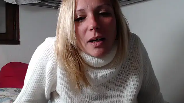 Doucelouve9 online show from 01-06-26, 05:27