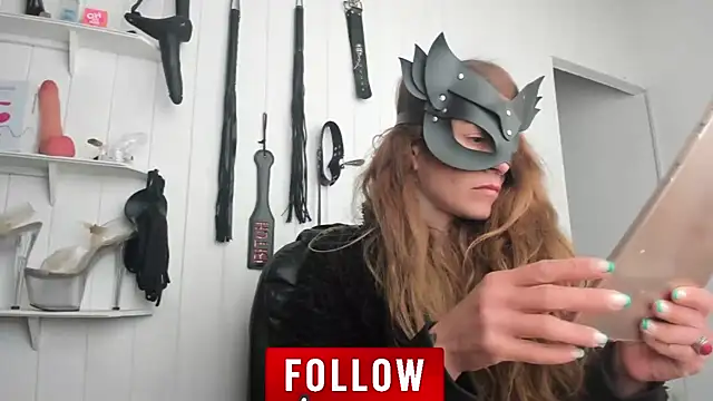 Snapshot of jessiburningheels chatting on 09-10-25, 03:12 jessiburningheels online show from 09-10-25, 03:12