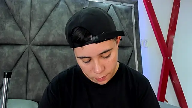 AbbySmiitth  online show from 03-04-26, 11:11