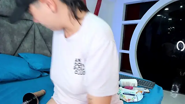 AbbySmiitth  online show from 04-17-26, 10:46