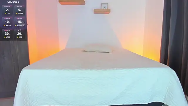 Snapshot of serge_7 chatting on 02-08-25, 04:04 serge 7 online show from 02-08-25, 04:04