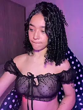 Crystal Dluna online show from 09-16-25, 02:18