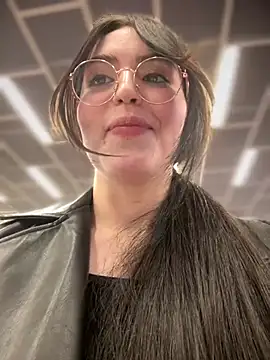 meow girl online show from 02-27-25, 01:17