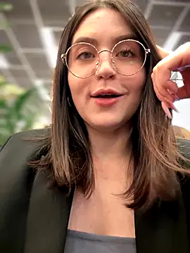 meow girl online show from 09-30-25, 11:59