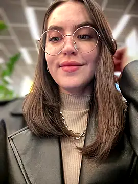 meow girl online show from 10-22-25, 10:37