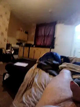 ADAMWILBY34 online show from 10-28-25, 09:35