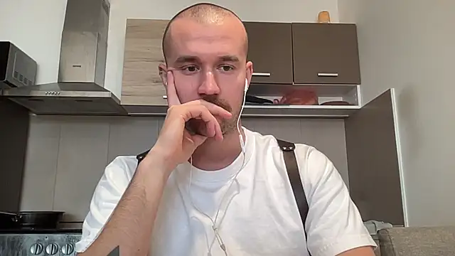 cute mark online show from 12-20-24, 10:16