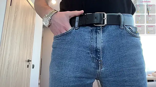 cute mark online show from 10-12-25, 05:50