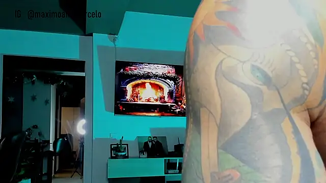 Maximo Marcelo online show from 12-12-24, 11:14