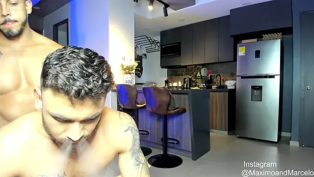 Maximo Marcelo online show from 02-27-25, 03:14