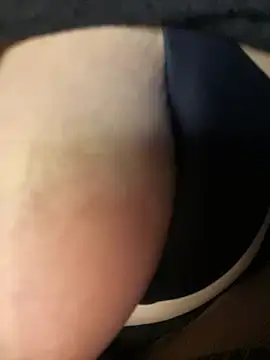 Snapshot of adry_moon666 chatting on 01-03-25, 05:06 adry moon666 online show from 01-03-25, 05:06