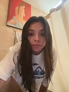 Snapshot of adry_moon666 chatting on 11-20-25, 02:39 adry moon666 online show from 11-20-25, 02:39