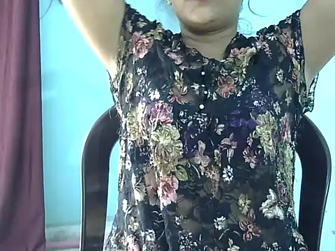 Snapshot of Nehasingh2024 chatting on 10-25-25, 06:10 Nehasingh2024 online show from 10-25-25, 06:10