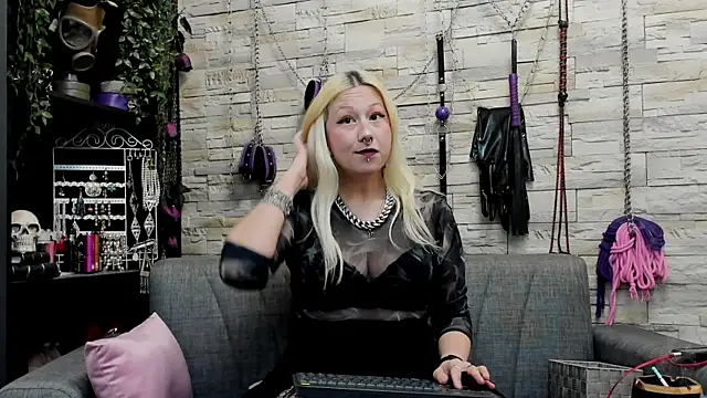 CruelMistress online show from 10-05-25, 09:13