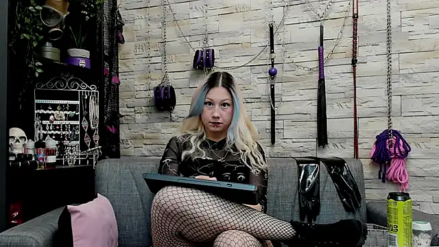 CruelMistress online show from 12-23-25, 12:52