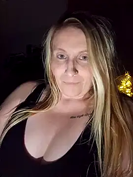 Snapshot of Northern_Tease chatting on 01-19-25, 10:06 Northern Tease online show from 01-19-25, 10:06