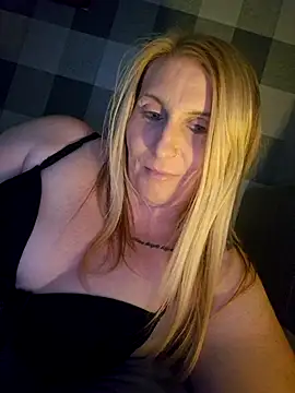 Snapshot of Northern_Tease chatting on 02-22-26, 09:57 Northern Tease online show from 02-22-26, 09:57