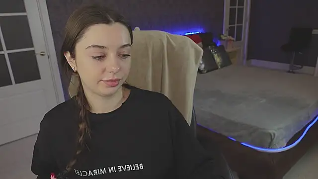 DinaCandy online show from 02-17-25, 11:13