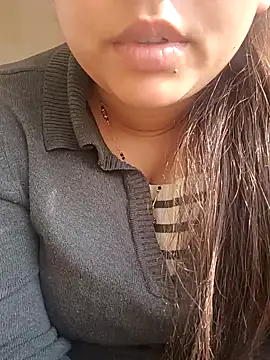 rituu07 online show from 12-17-24, 04:45