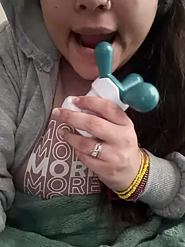 rituu07 online show from 12-23-24, 05:17