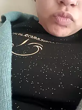 rituu07 online show from 01-24-25, 10:32