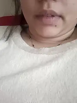 rituu07 online show from 02-19-25, 03:39