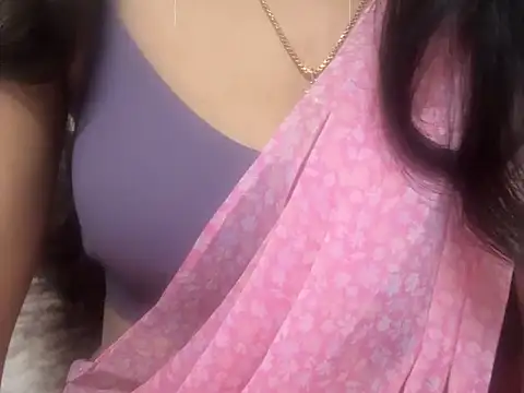 Snapshot of _FluffyHxney_ chatting on 12-24-24, 09:00 FluffyHxney online show from 12-24-24, 09:00