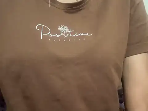 Snapshot of _FluffyHxney_ chatting on 03-06-25, 11:03 FluffyHxney online show from 03-06-25, 11:03