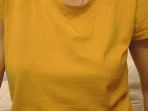 Snapshot of _FluffyHxney_ chatting on 11-19-25, 02:50 FluffyHxney online show from 11-19-25, 02:50