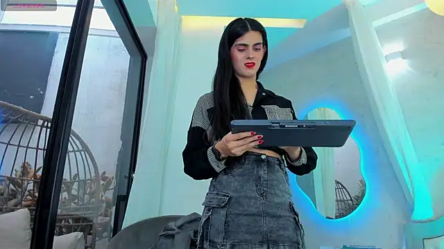 Snapshot of Venusflame__ chatting on 11-15-25, 11:51 Venusflame online show from 11-15-25, 11:51