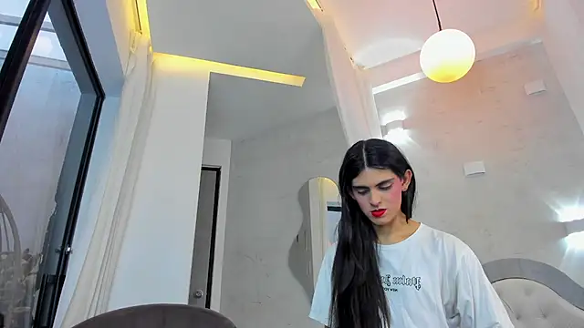 Snapshot of Venusflame__ chatting on 11-24-25, 11:54 Venusflame online show from 11-24-25, 11:54