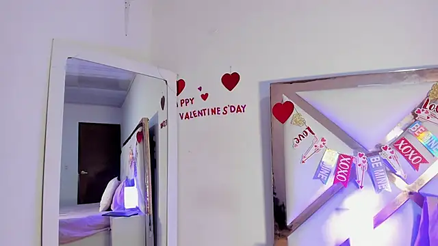 HayamiKioto online show from 02-12-25, 12:22