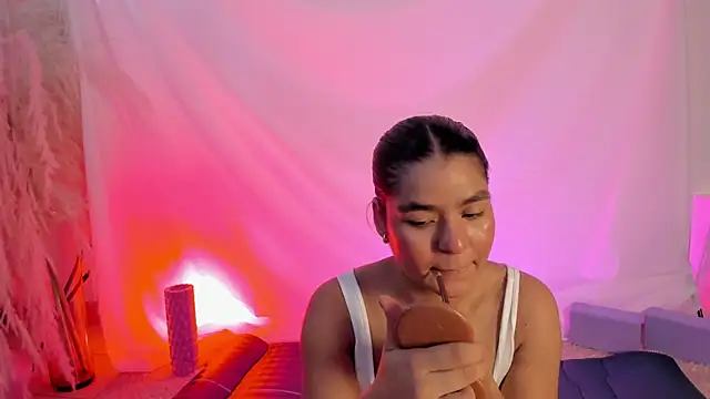 HayamiKioto online show from 09-16-25, 12:50